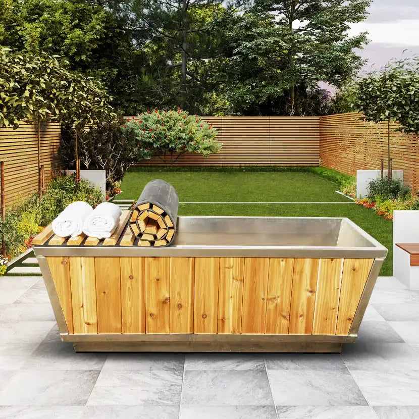 The Glacier Plunge Tub - Knotty Red Cedar