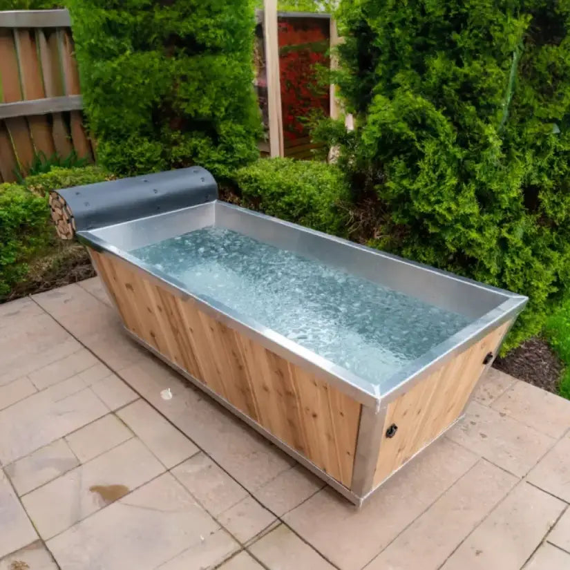 The Polar Plunge Tub - White Cedar