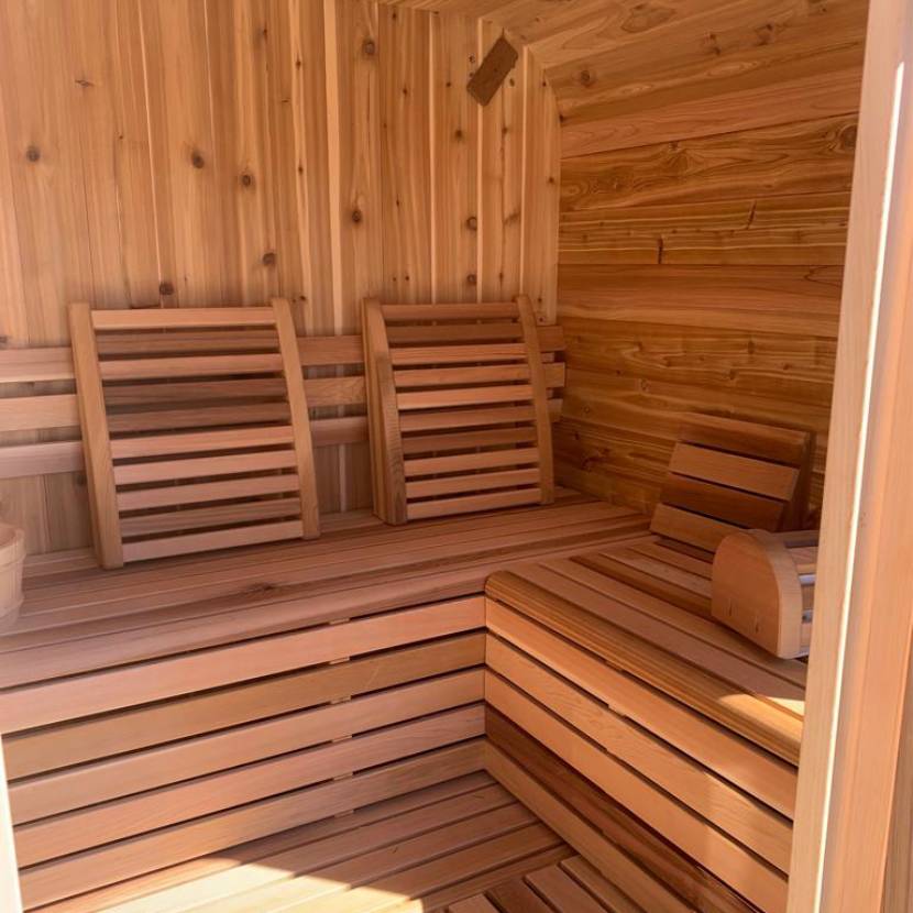 Knotty Cedar Luna Outdoor Sauna